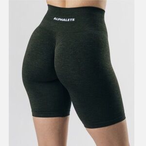 Alphalete OG Evergreen Biker Amplify